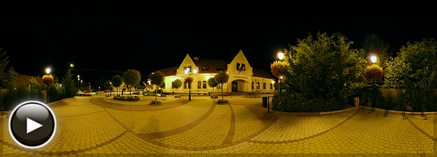 Dunakeszi Városháza éjjel, Dunakeszi